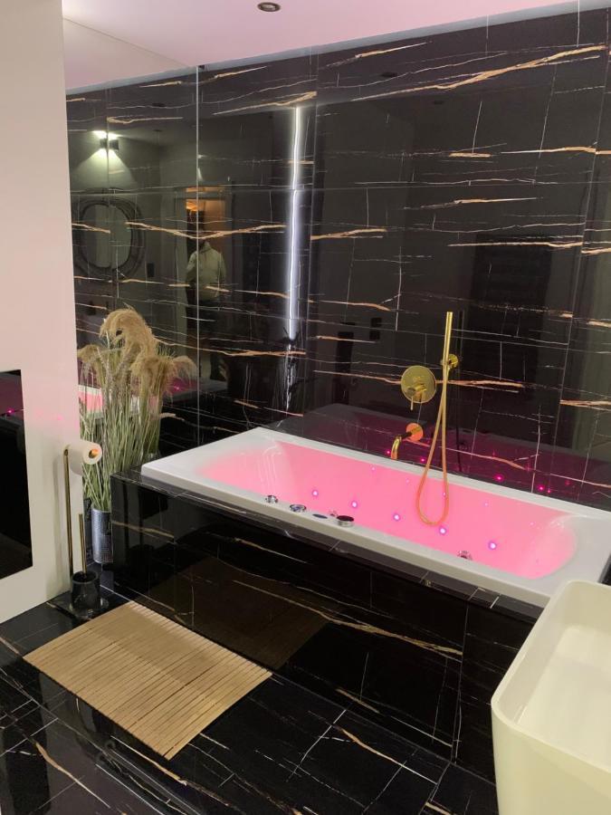 Apartament Gold Zlotoryja Bagian luar foto