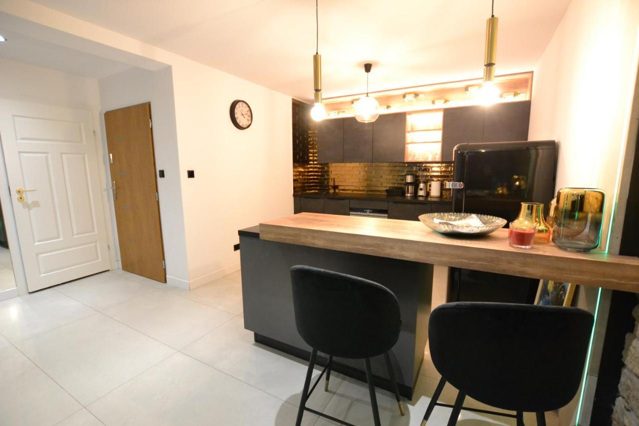 Apartament Gold Zlotoryja Bagian luar foto
